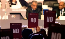 کودتا در کنگره با کارت‌های قرمز«NO»/ رئیس همه چیز را به چشم دید