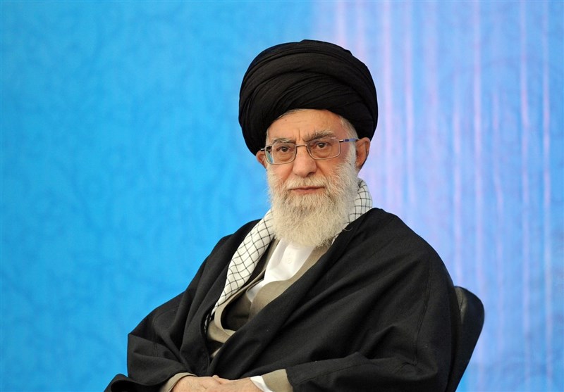 امام خامنه‌ای جان‌باختن کارکنان کشتی نفت‌کش را تسلیت گفتند