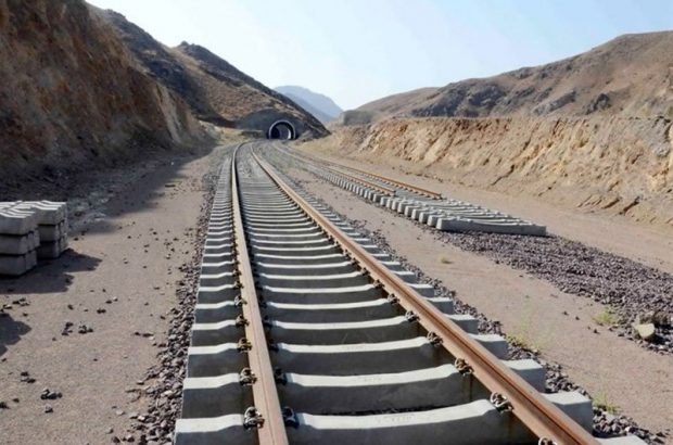 پروژه راه‌آهن مبارکه ـ سفیددشت ـ شهرکرد سال آینده به بهره‌برداری می‌رسد