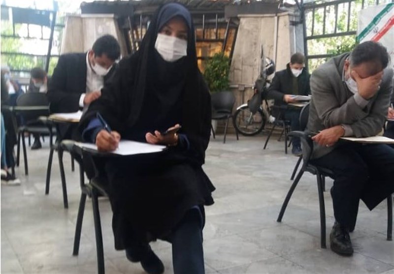 ثبت نام زهرا سعیدی برای انتخابات میاندوره‌ای مجلس از تهران