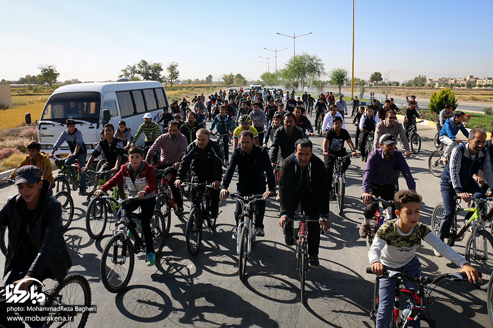 همایش دوچرخه سواری در مبارکه برگزار شد/ تصاویر