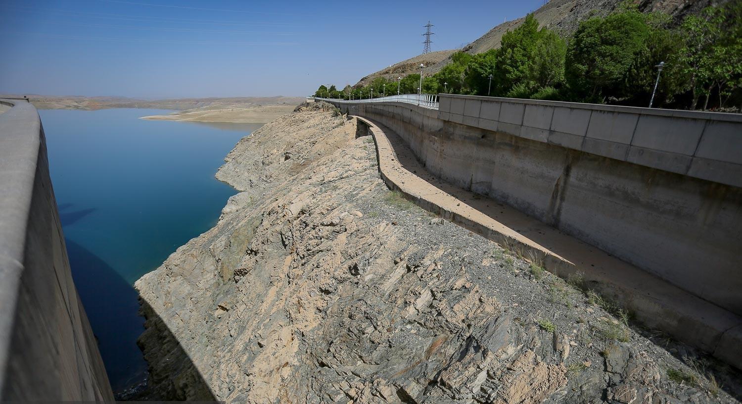 ذخیره سد زاینده رود به 170 میلیون متر مکعب رسید