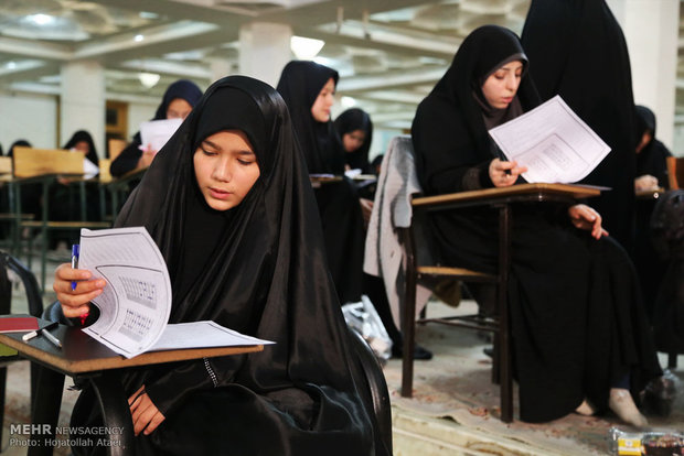 تحصیل 180 طلبه جاری و فارغ‌التحصیل در حوزه علمیه خواهران مبارکه