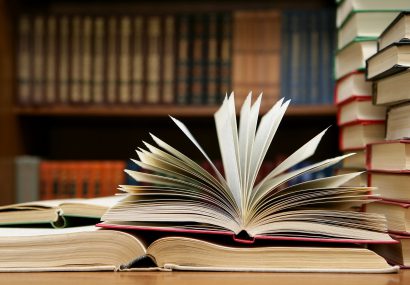 وجود بیش از ۲۷ هزار نسخه کتاب در شهرستان مبارکه / ۷ هزار عضویت در ۱۷ کتابخانه در سطح شهرستان