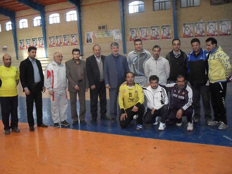 رئيس اداره ورزش و جوانان شهرستان مباركه :ورزش در بين كاركنان ادارات بايد توسعه يابد