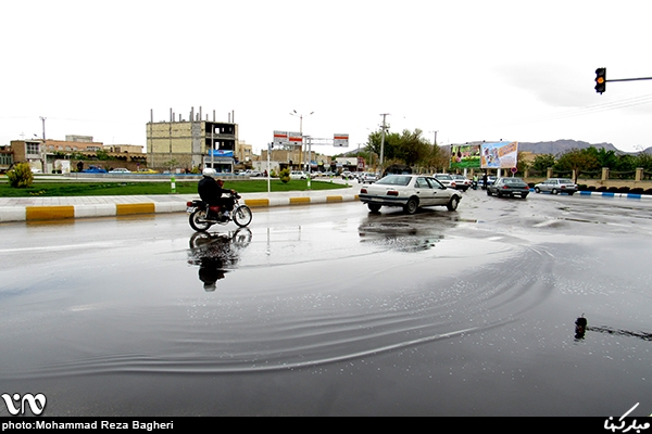 تصاویر بارش باران بهاری در شهرستان مبارکه از لنز مبارکه نا