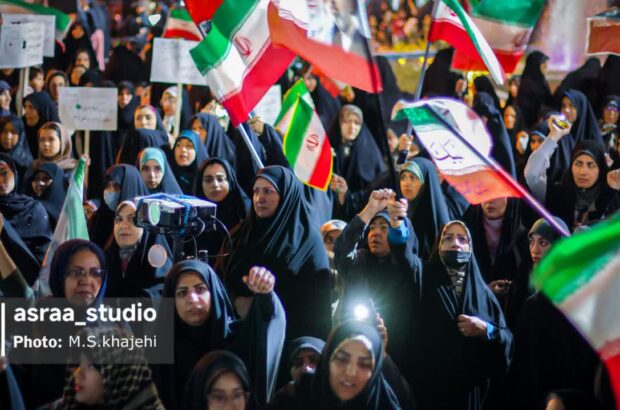 تصاویر| مبارکه ای ها همچنان در میدان