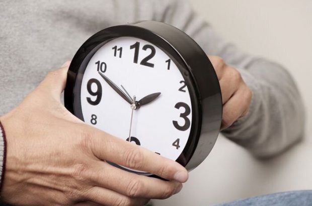 ساعت رسمی کشور دیگر تغییر نمی‌کند | ساعت‌ را اول فروردین‌ ماه یک ساعت به جلو نکشیم؟